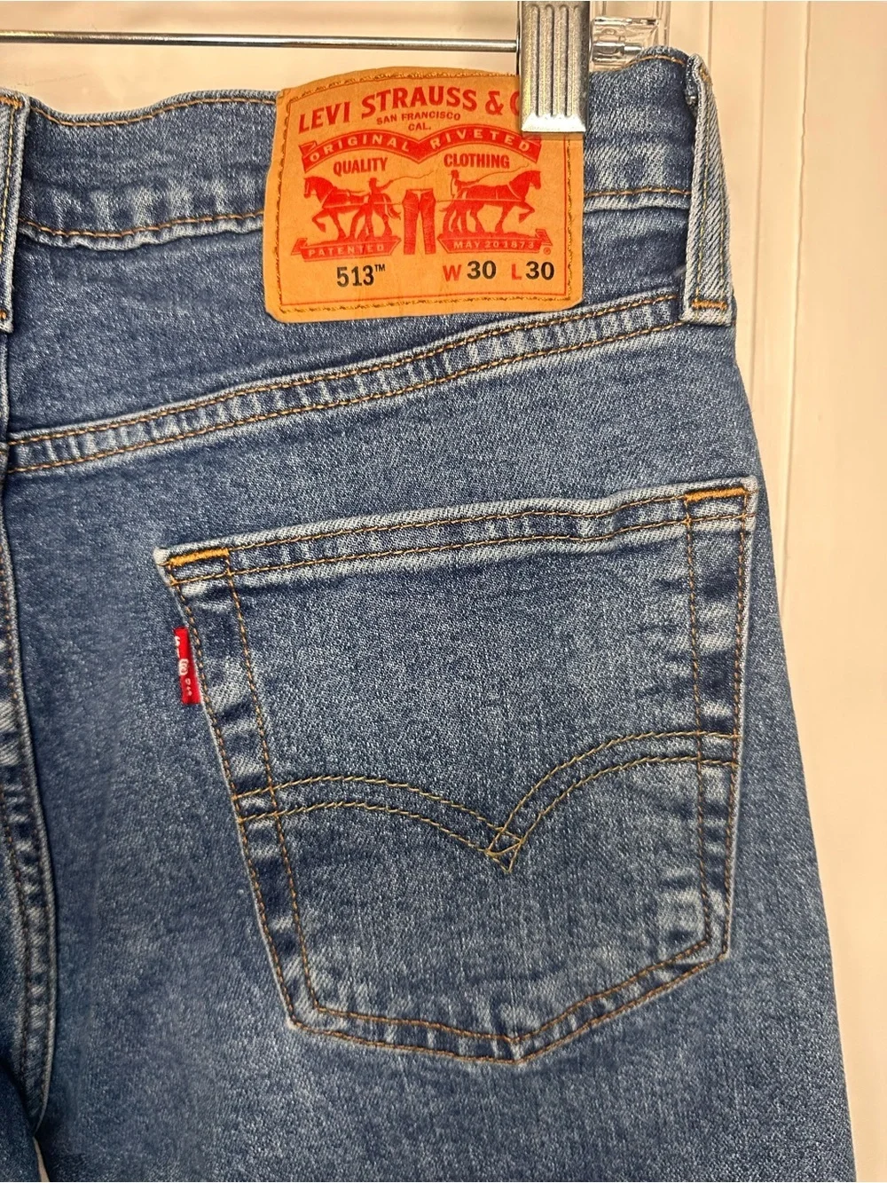 Levi's 513 30x30 Men's Straight Jeans in Medium Blue Denim
